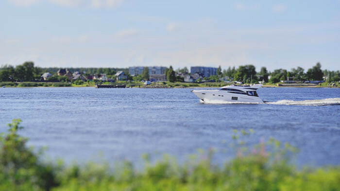 0_166208_f6228798_XL.jpg
