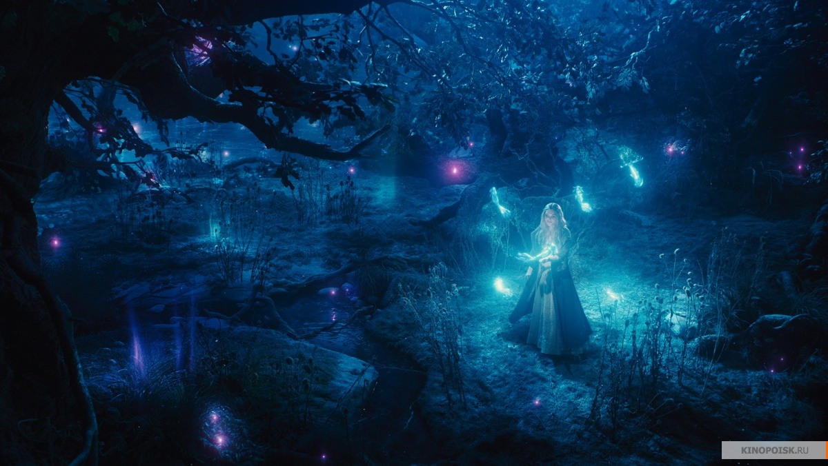 kinopoisk.ru-Maleficent-2387541.jpg