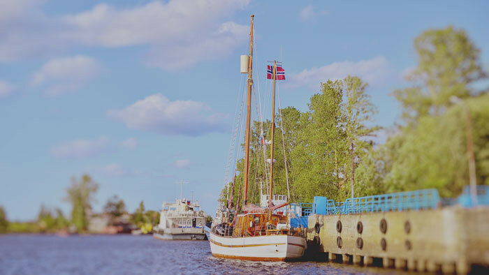 0_166209_8c626d8c_XL.jpg